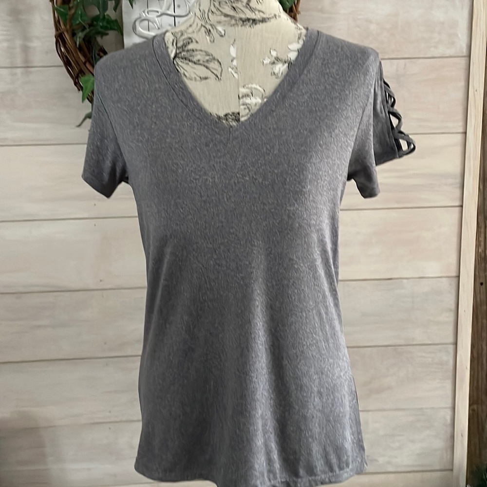 Adrienne Vittadini Sport Gray Top S